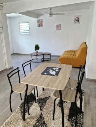 2 bedroom low budget apartment