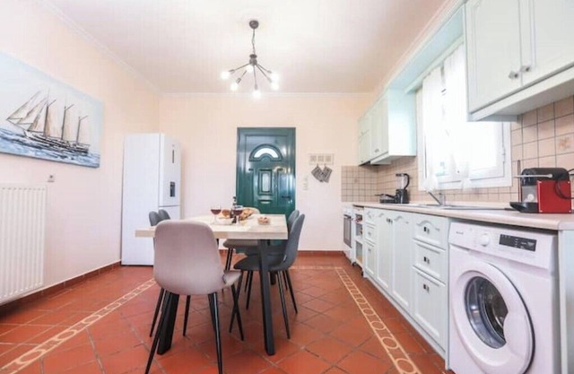 2 bedroom private vacation home in kira chrisikou