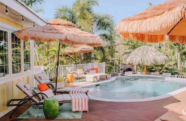 2-bedroom suite - Gulf access, Lazy River Pool