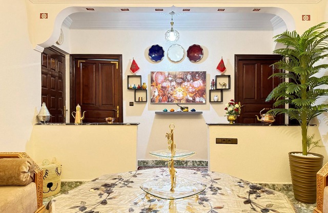 2-bedroom villa in fabulous Marrakech with WiFi, AC