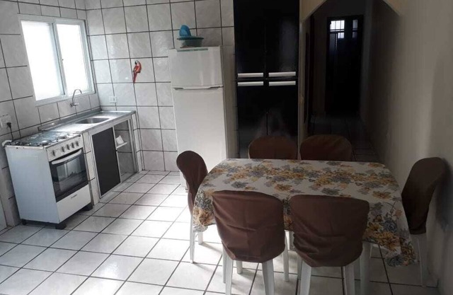 2 BEDROOMS CONDOMINIUM GARAGE 3 CARS WIFI BARBECUE. ONLY 250M FROM THE BEACH