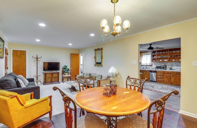 2 Mi to Dtwn Natchez: Cozy Home w/Yard & Patio!