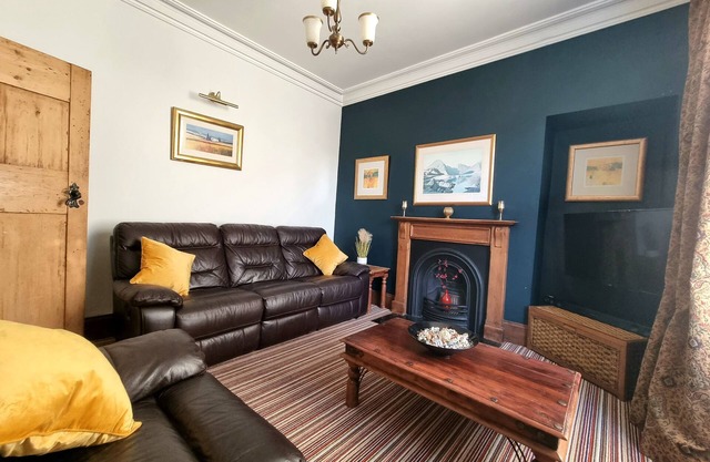 2 MILL STREET, pet friendly, character holiday cottage in Penrith