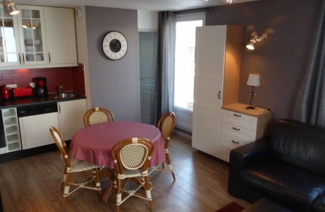 2 room apartment Thonon center
