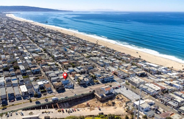 2 Units - 2 Blocks2Beach - Ocean Views - PoolTable