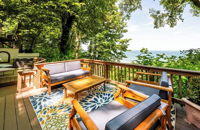 2024 remodeled historic Lake Michigan waterfront Union Pier home with spa.