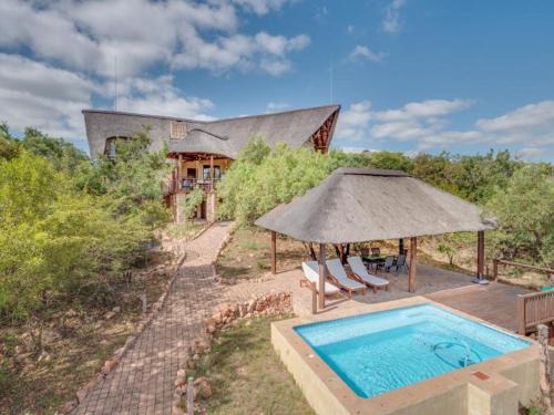 210 Zebula, 5-bedroom house & 1-bedroom cottage