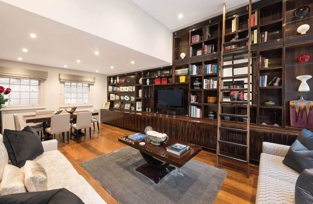 22PSM · Spectacular Knightsbridge House | Harrods 1 minute
