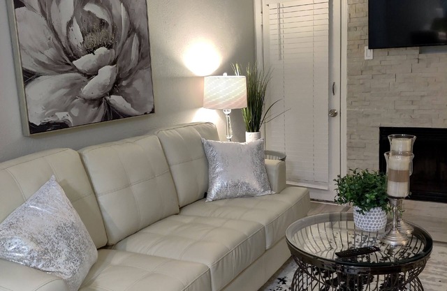 25% OFF 1BD Apt, HWY161/183 DFW South, Irving I32