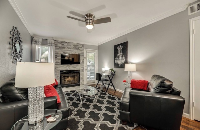 25% OFF 1BD Apt, Pool, HWY161/183 - DFW Irving - I48