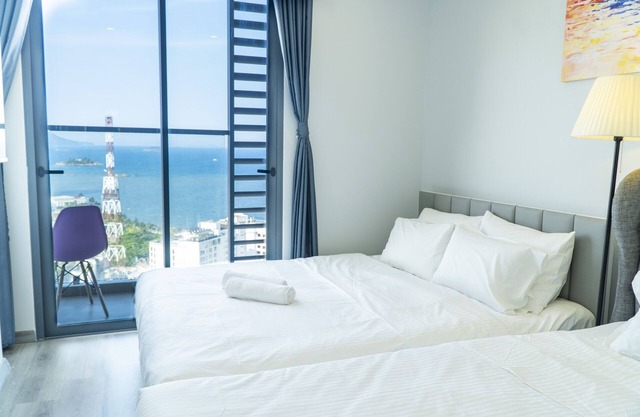 25th Floor Oasis w/Ocean view