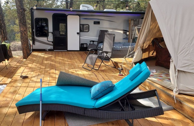 29ft Alpha Wolf RV PLUS Sibley double bell tent COMBO! @EvansCliff, Hot Tub!