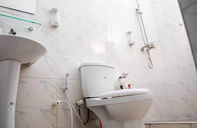 2bedroom with POOL, GYM, Wi-Fi, 24hrs power