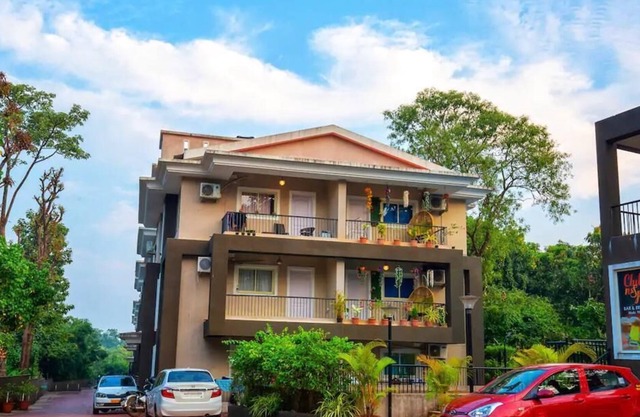 2BHK Stunning Apartment Near Beach