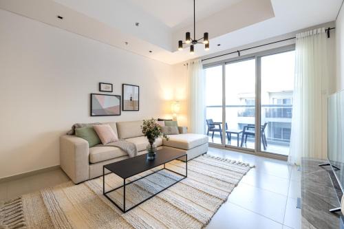 2BR API 1000 Community View Jumeirah