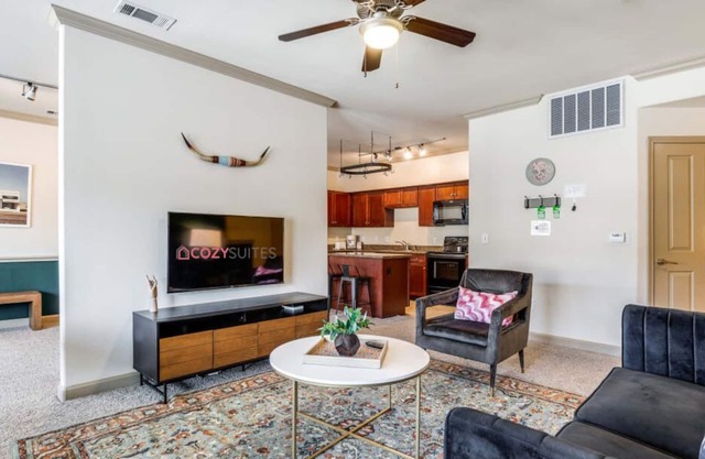 2BR CozySuites w/ Soaring Mountain Views! #04
