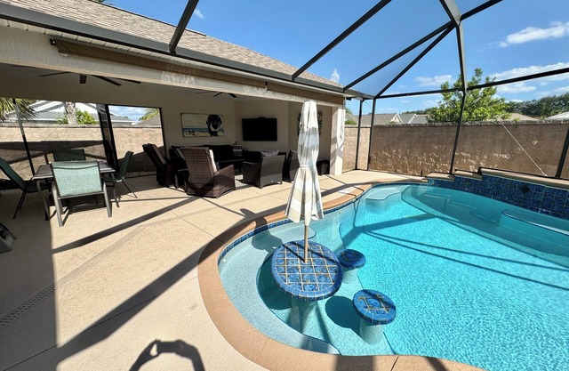 3/2 in The Village of Sanibel