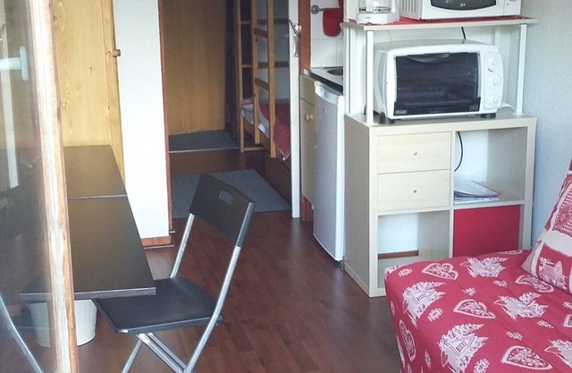3/4 person apartment at the foot of the slopes in Valfrejus modane, cleaning included