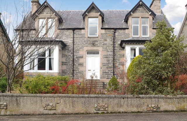 3 bedroom accommodation in Grantown-on-Spey
