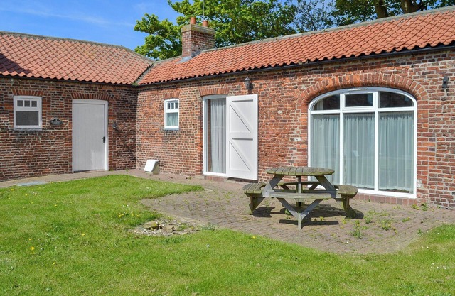 3 bedroom accommodation in Flamborough