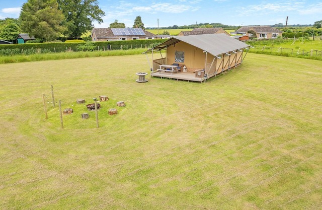 3 bedroom accommodation in Foxley, near Dereham