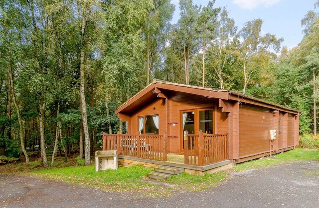 3 bedroom accommodation in Sherwood Forest, Rufford