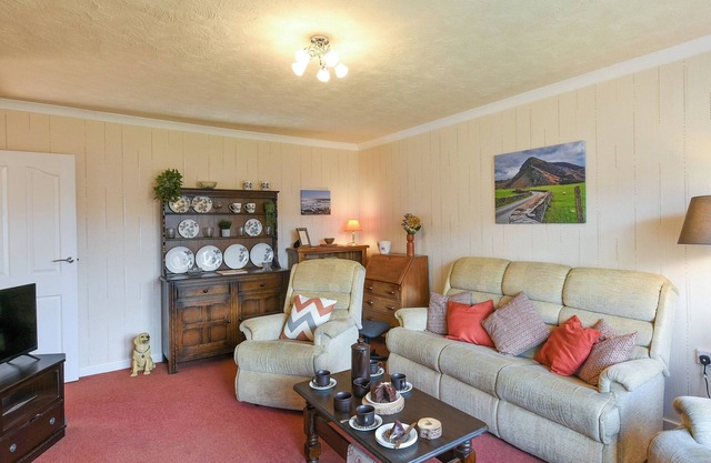 3 bedroom accommodation in Tywn