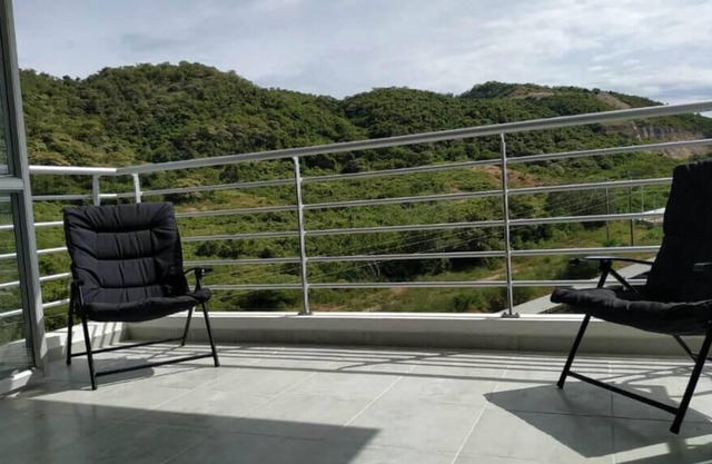 3 bedroom apartment with pool and balcony to the mountains in exclusive area!