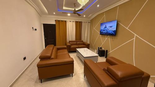 3 Bedroom House In Oyarifa - Accra
