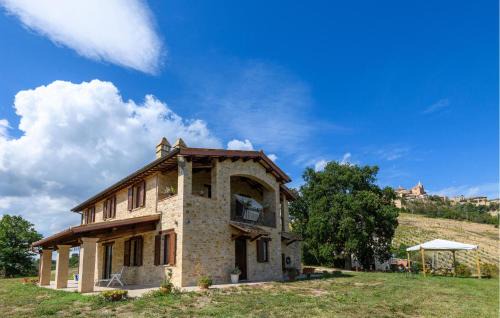 3 Bedroom Lovely Home In Montedinove