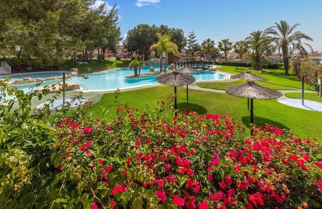 3 bedroom nice home in Santa Pola