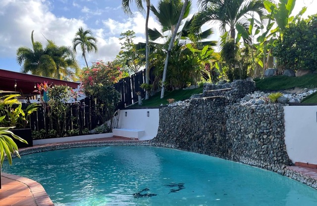 3 Bedroom with private Pool & Hot tub