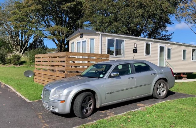 3 Bedrooms Loch Views Heated Pool Close To Beaches