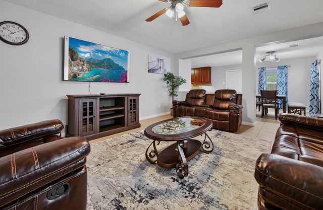 3 BR HOME. DOWNTOWN. TEXAS MEDICAL CENTER. NRG
