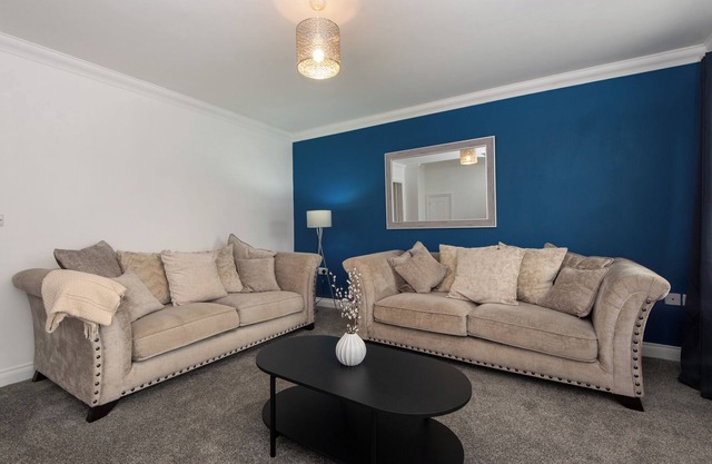 3 Brancepeth Place