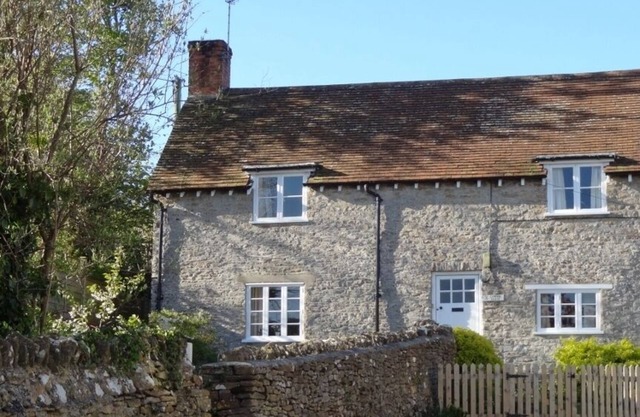 3 Lower Farm, 2 bedroom Country cottage.
