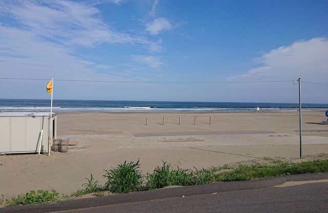 3 min. walk to the beach 3LDK, single building for rent