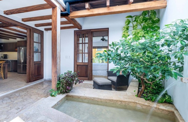 3 Minute Walk to the Beach, Fountain & Patio at Las Catalinas