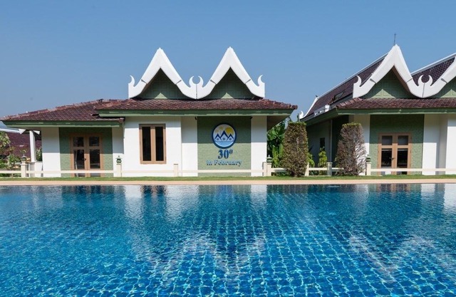 30° inFebruary Khao Tao Hua Hin minutes from the beautiful SaiNoi beach