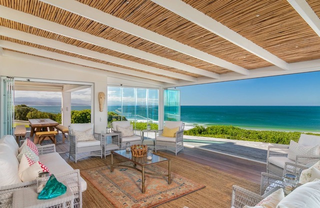 36 Beachy Head - Solar Power, Beachfront 6 Bd 6 Bt