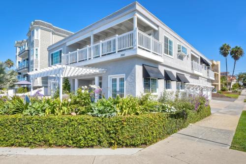 3690 Carlsbad Boulevard - Entire Home