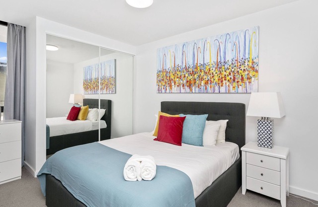 38 North Perth Snuggle Sanctuary- for 2 - parking