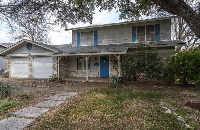 3BR Gem in Allandale
