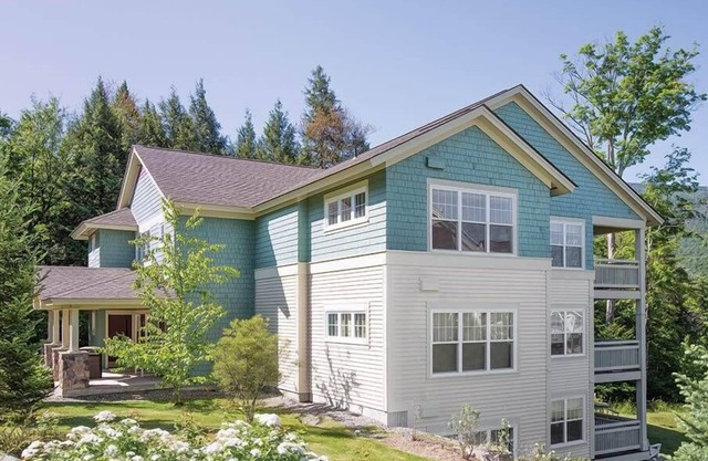 3BR Suite Mountain Condo – Smugglers’ Notch