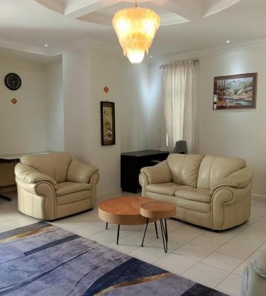 3R Balcony & WiFi Haven