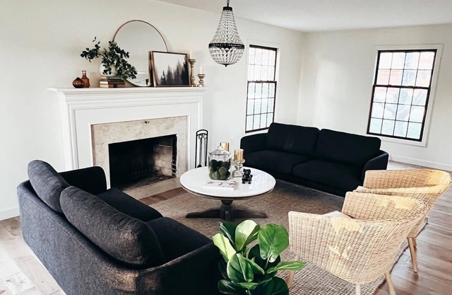 4 bed 2 1/2 bath home - easy hwy access