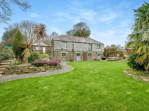 4 Bed in Looe 90933