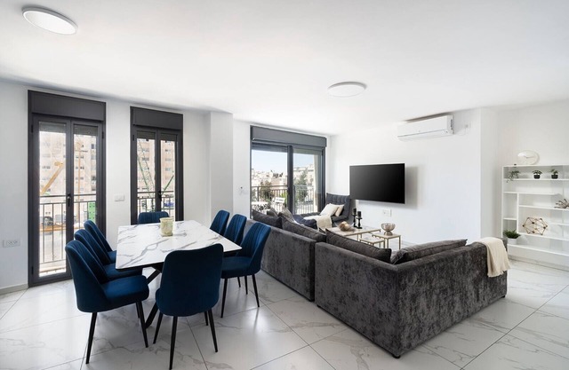 4-bedroom Agripas Penthouse