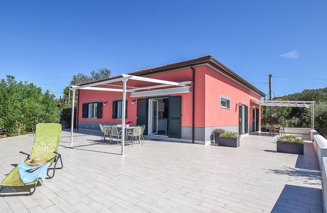 4 bedroom amazing home in Castellabate