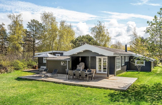 4 bedroom awesome home in Kalundborg